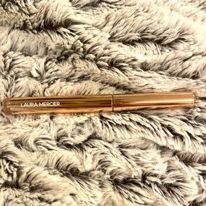 Laura Mercier Caviar Shadow Stick in Kiss From a Rose